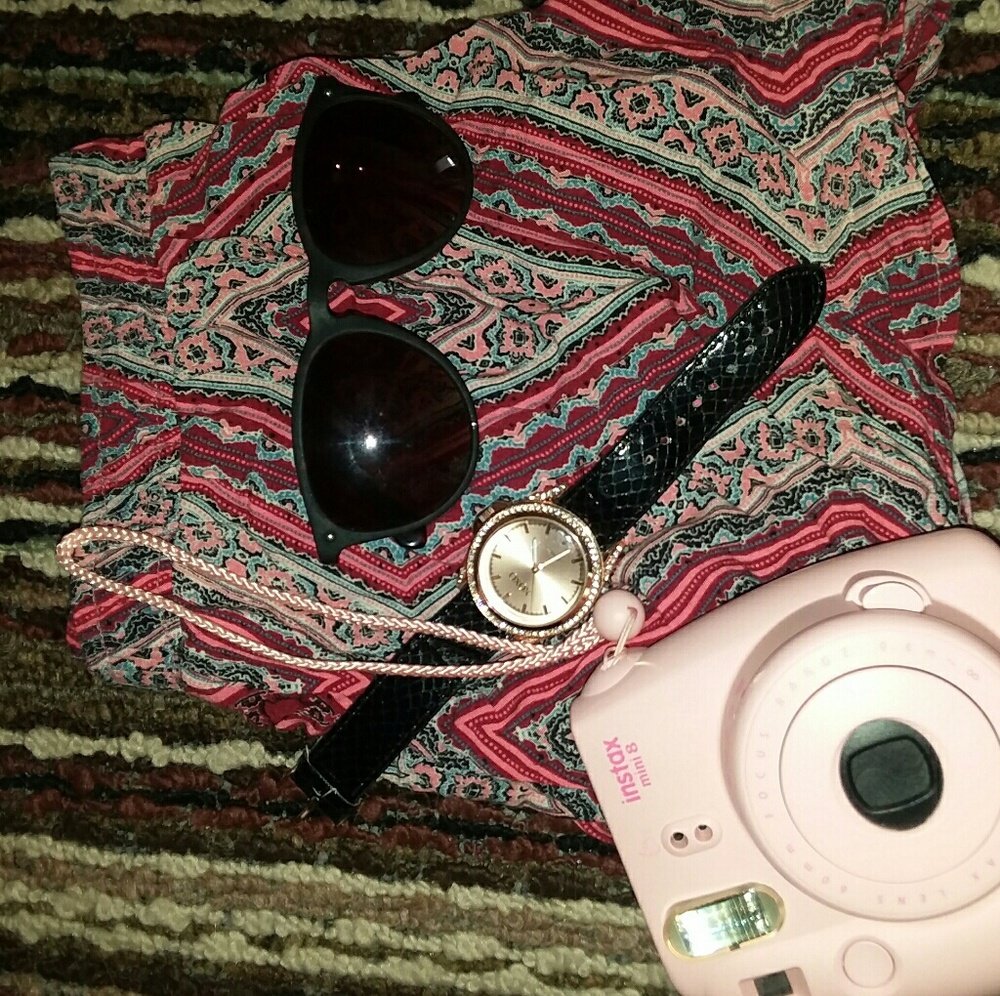 Hollister flowy shorts